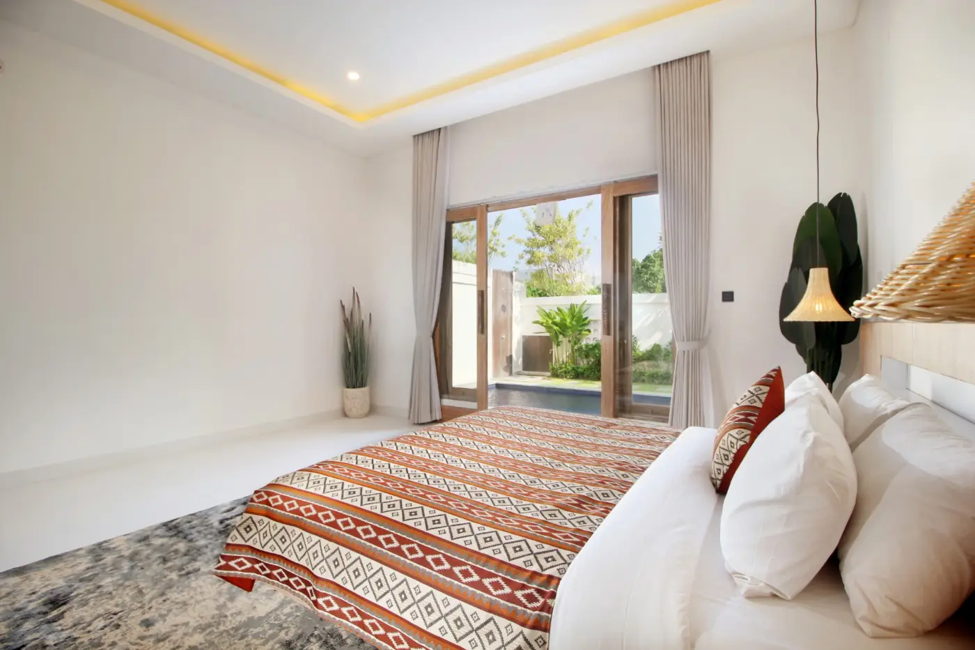 Casa Vana Seseh: Bedroom opening to the garden